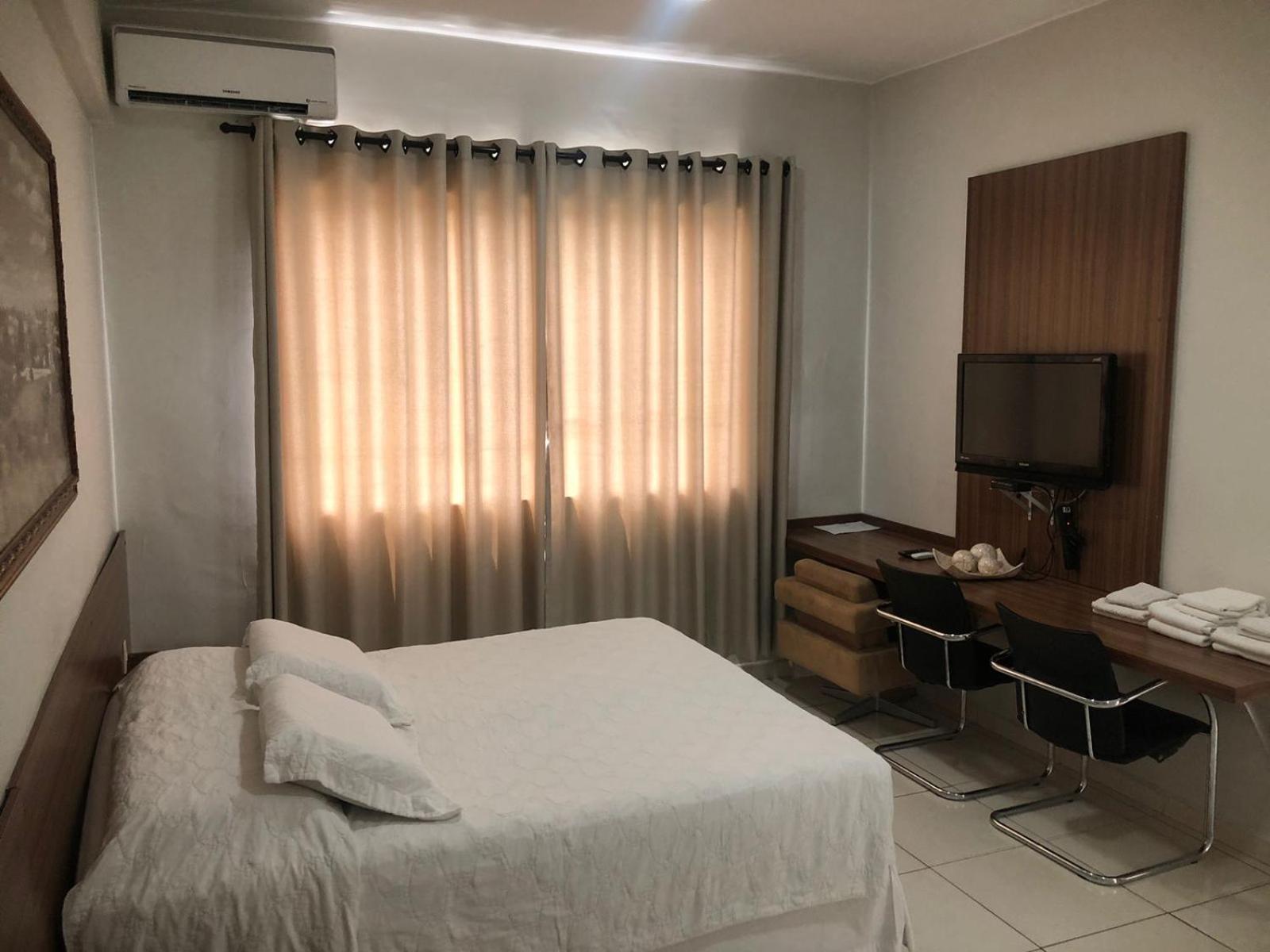 Paracatu Plaza Hotel Exterior photo